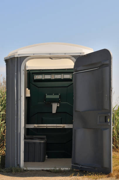 Best Portable restroom trailer rental  in Bull Valley, IL